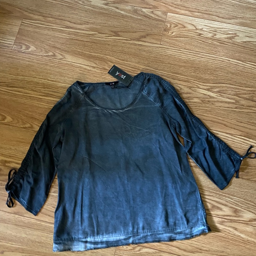 Women's Ombré Blue Top